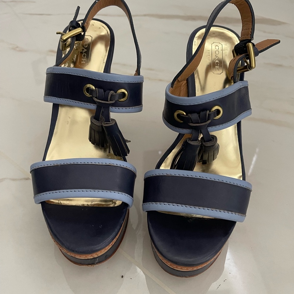 Coach 7.5 wedge sandal like new